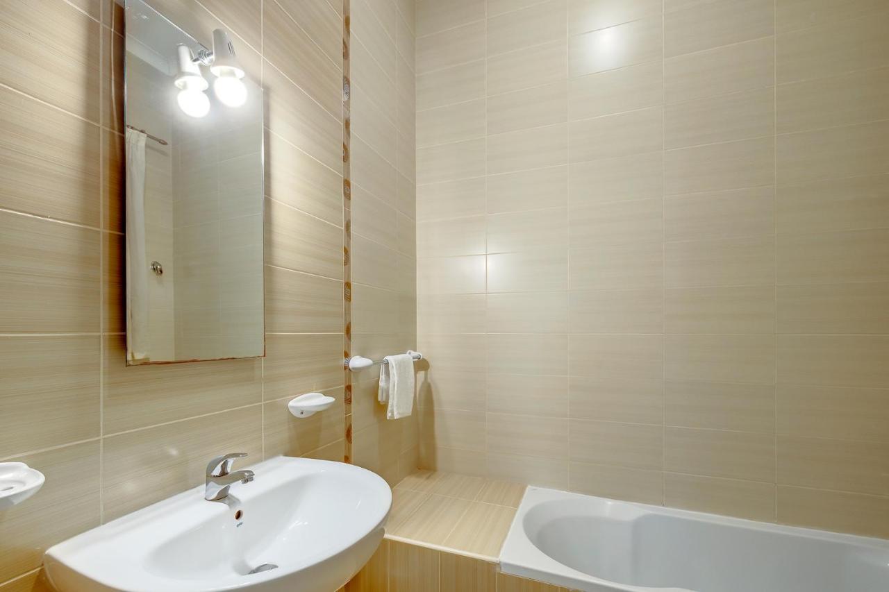 Modern 2 Bedroom Maisonette In Central スリーマ エクステリア 写真